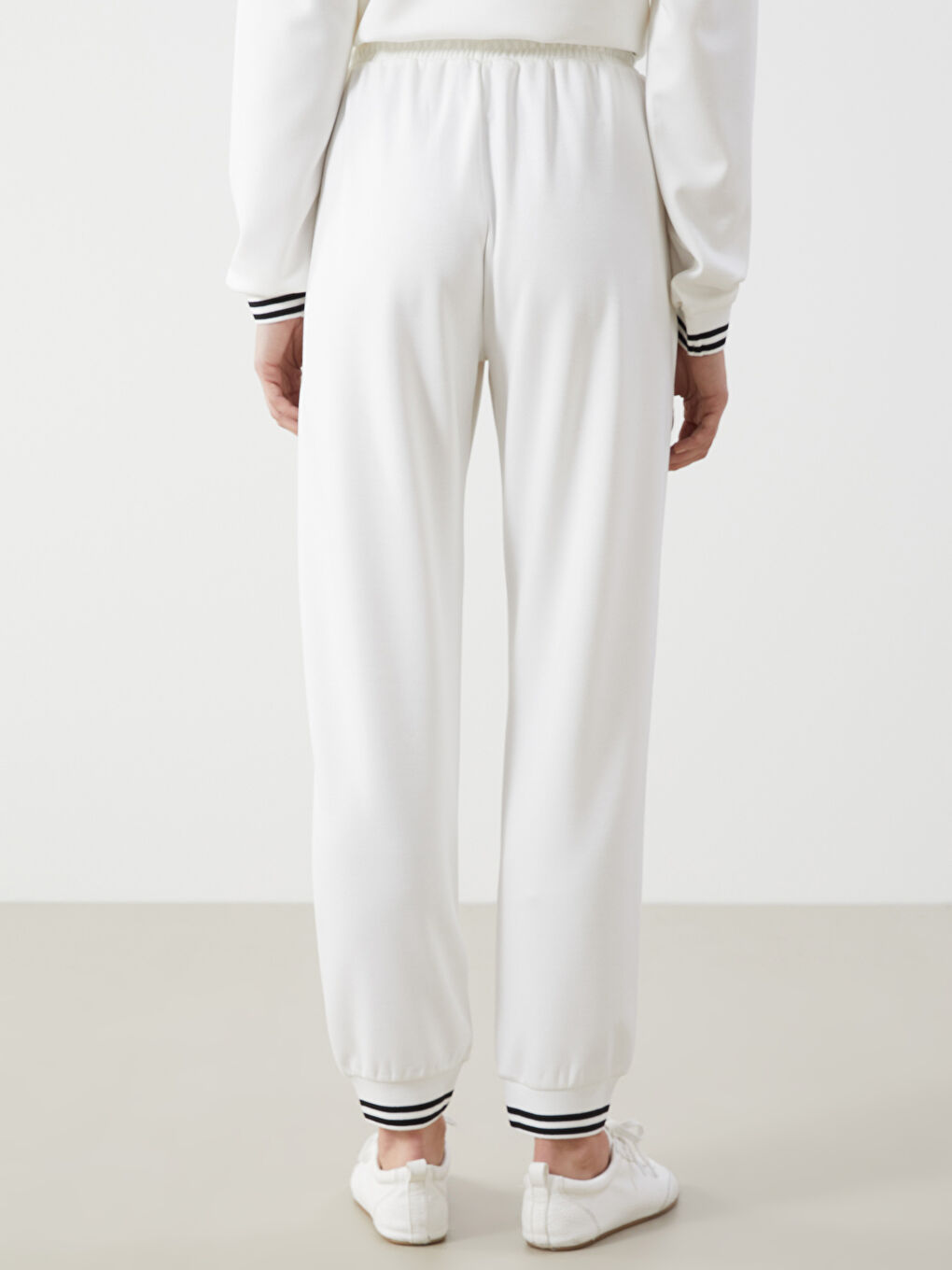 Ekru Beli Lastikli Kadın Jogger Eşofman Altı-3