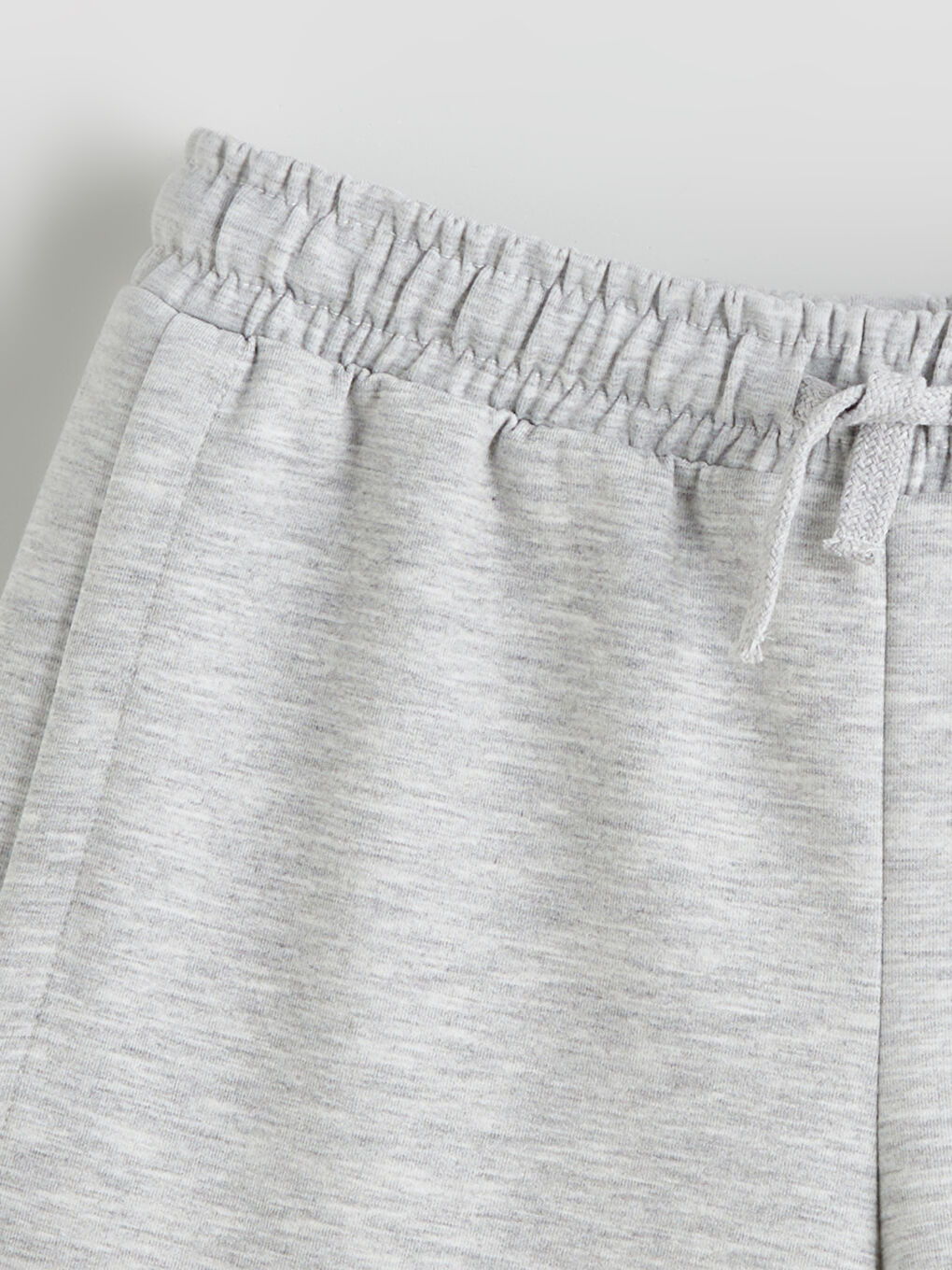 Gri Beli Lastikli Kız Çocuk Şort-1