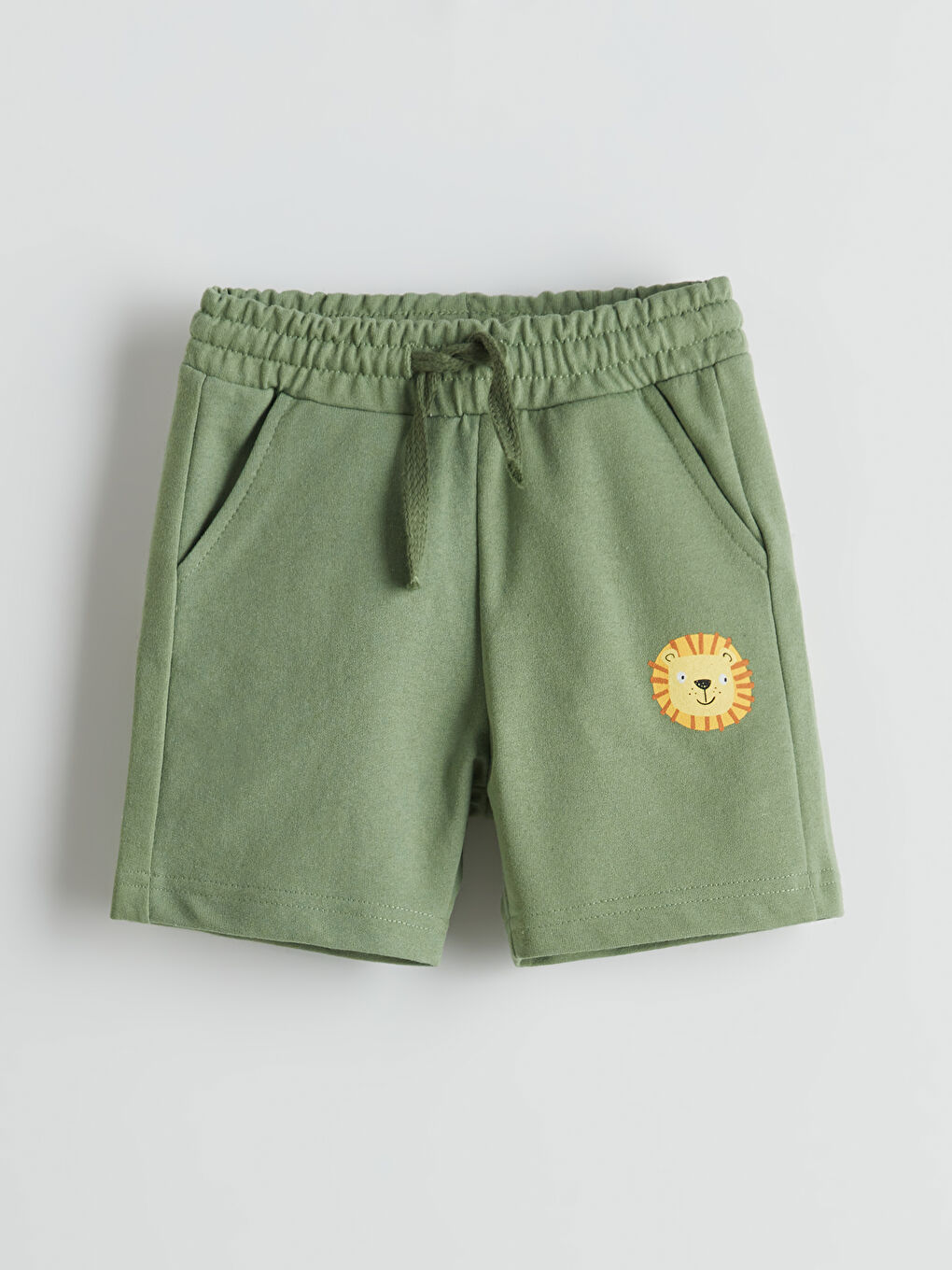 LCW Kids Yeşil Beli Lastikli Baskılı Erkek Çocuk Şort