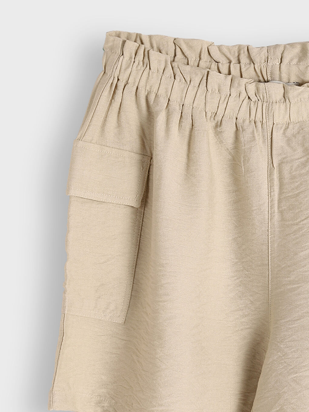 Elastic Waist Women's Cargo Shorts-3