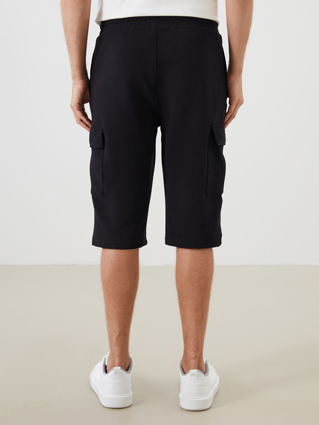 Siyah Standart Kalıp Erkek Şort-3