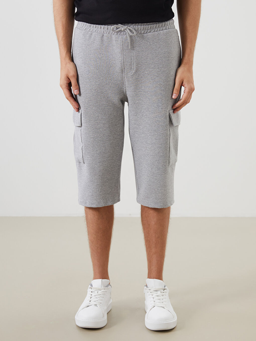 Gri Standart Kalıp Erkek Şort-1