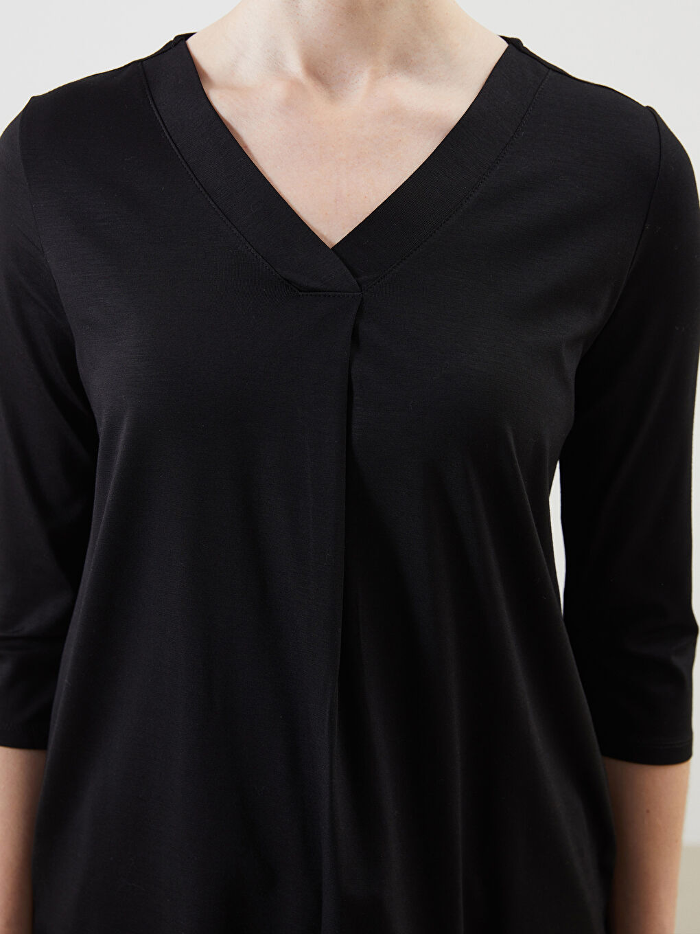 V-Neck Women's T-Shirt -S5IY08Z8-CVL