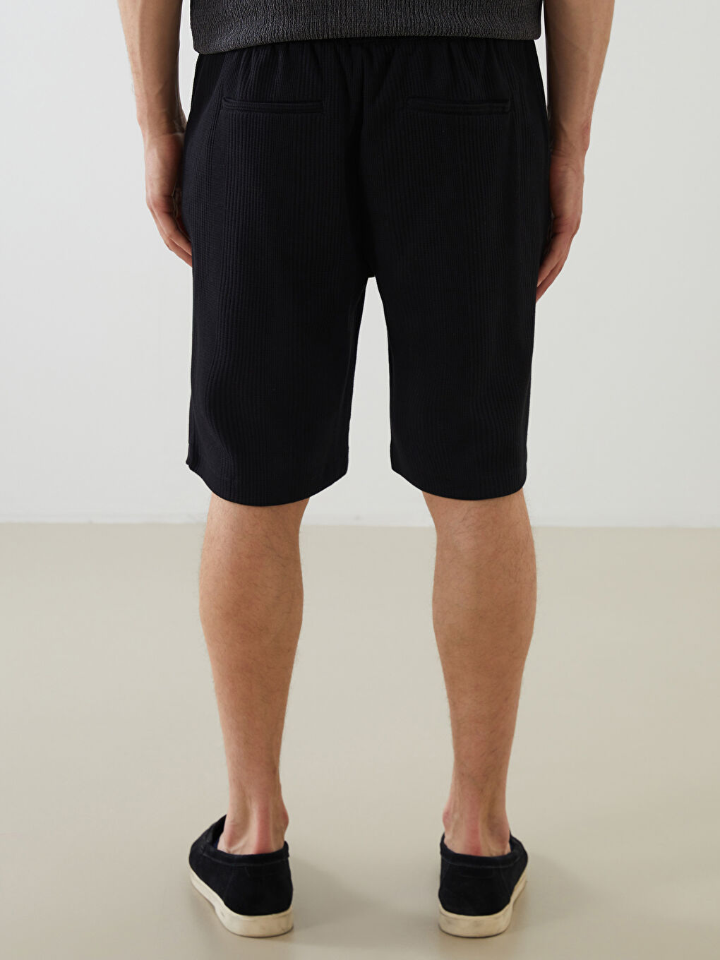 Siyah Standart Kalıp Erkek Şort-7