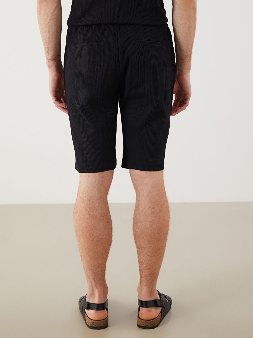 Siyah Standart Kalıp Erkek Şort-3