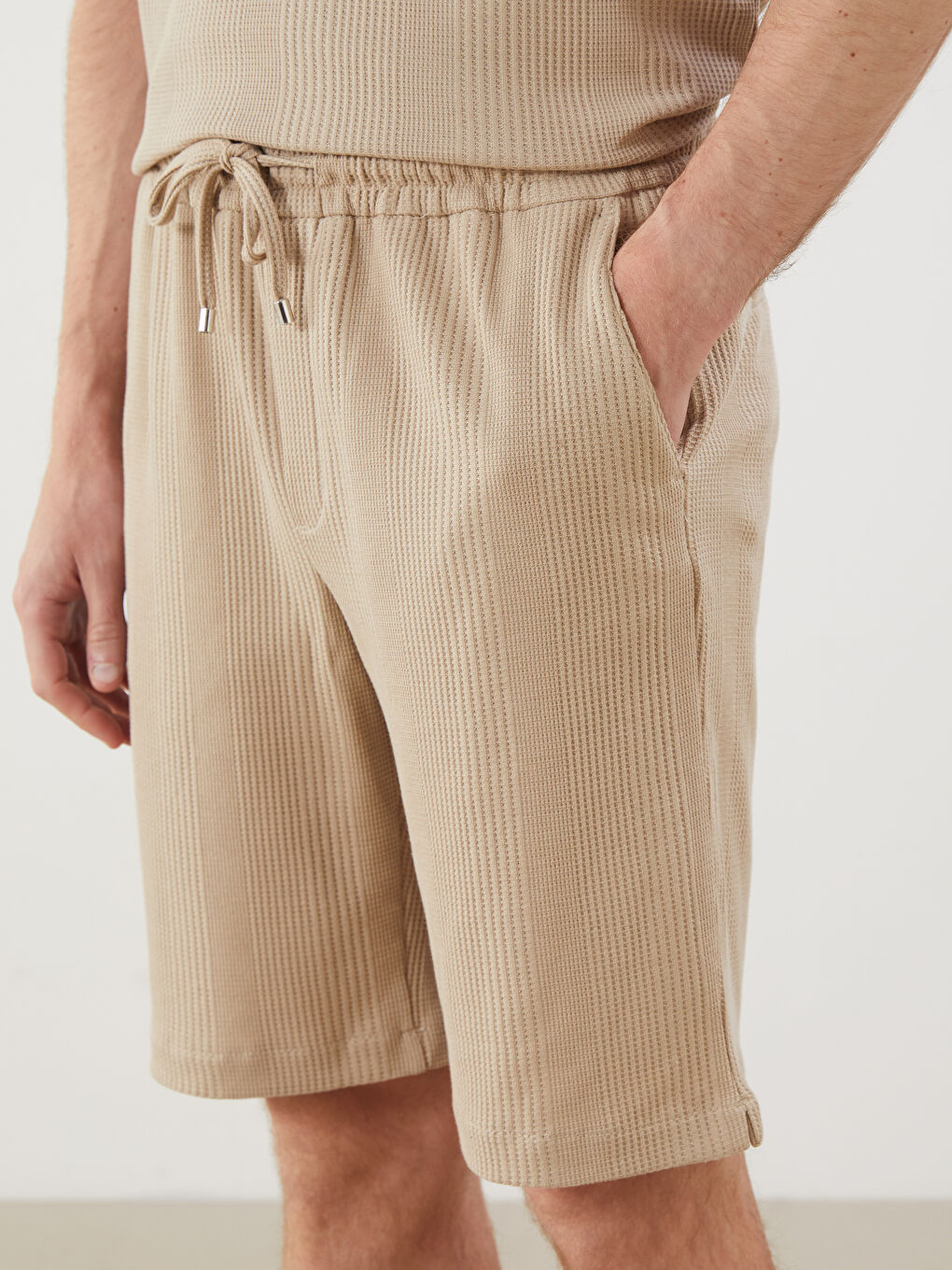 Bej Standart Kalıp Erkek Şort-2