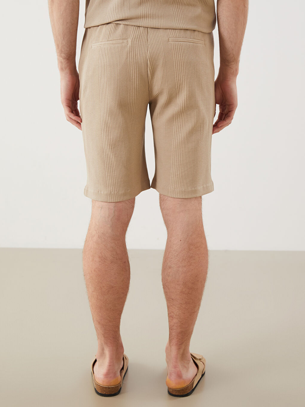 Bej Standart Kalıp Erkek Şort-3