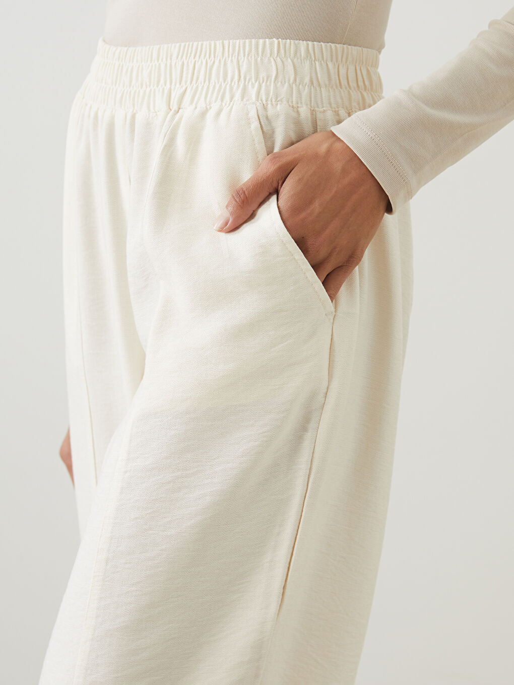 LCW Modest Elastic Waist Carrot Fit Women's Trousers -S5IY46Z8-FES