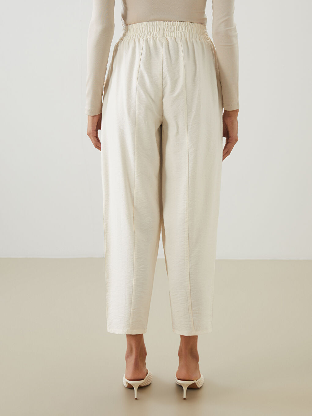 LCW Modest Elastic Waist Carrot Fit Women's Trousers -S5IY46Z8-FES