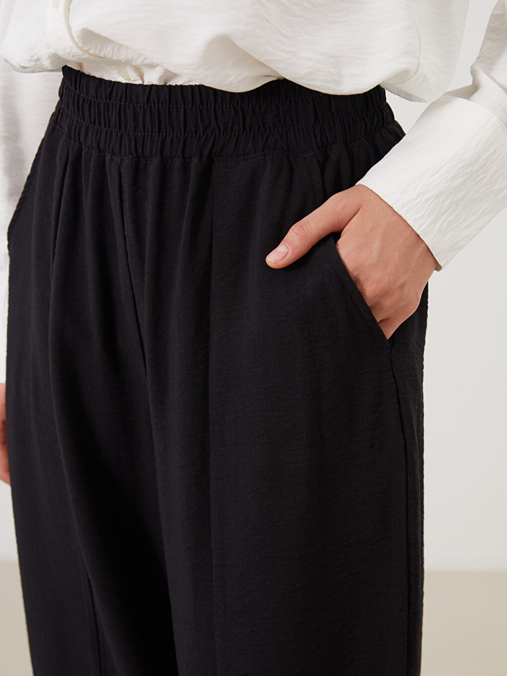 LCW مۆدێست پانتۆڵی فیتی گیزەر بە کەمەر لاستیکی بۆ ژنان -S5IY46Z8-RQL