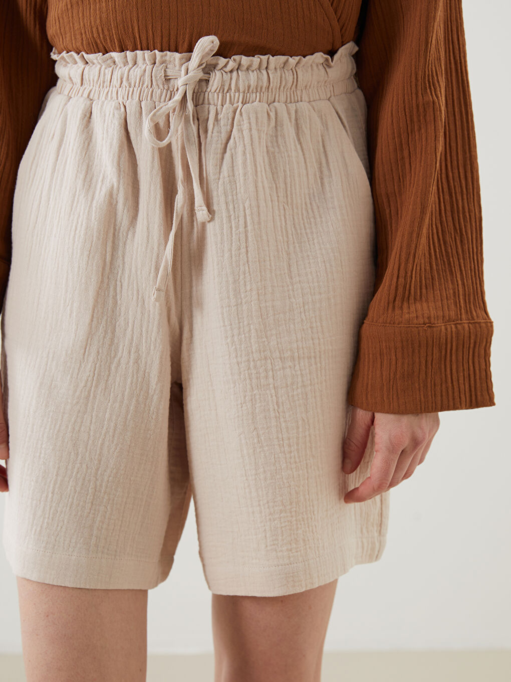 Woman BEIGE Shorts -S5IY71Z8-FPK