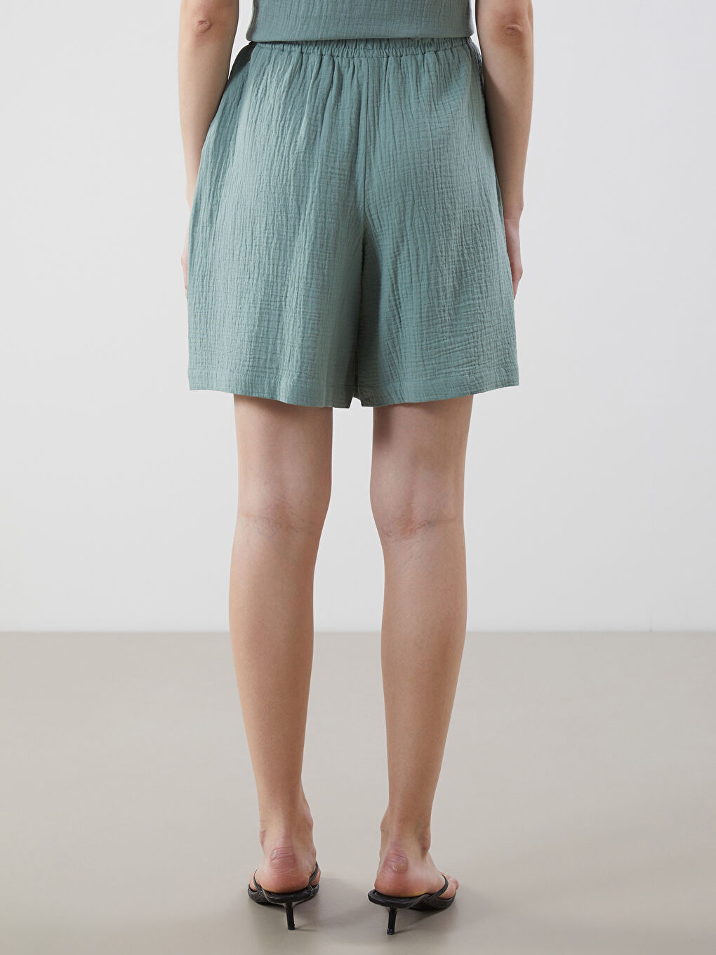 Woman GREEN Shorts -S5IY71Z8-SMG