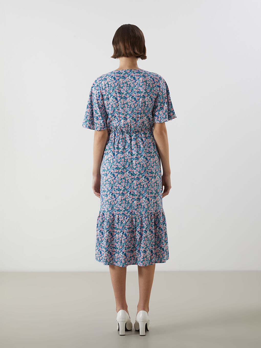 LC Waikiki V-Neck Floral Dress -S5J001Z8-F9C