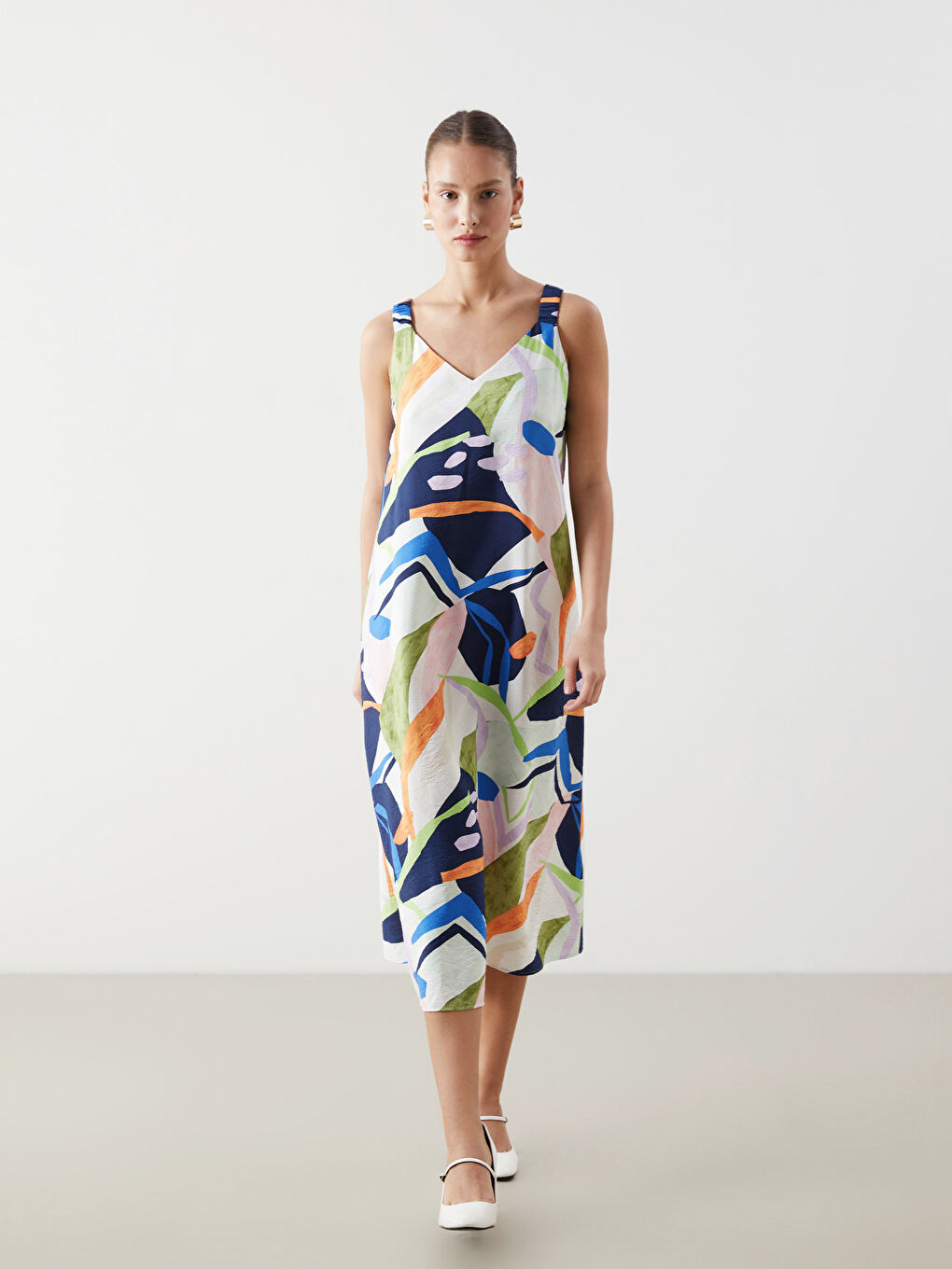 LCWAIKIKI Classic V Neck Patterned Strappy Women's Dress -S5J007Z8-F9C
