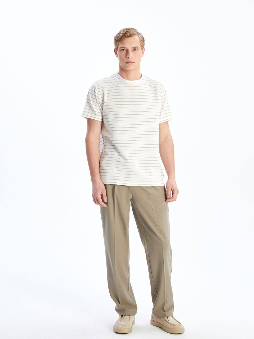 LC WAIKIKI Crew Neck Short Sleeve Striped Men's T-Shirt -S5J034Z8-LE8