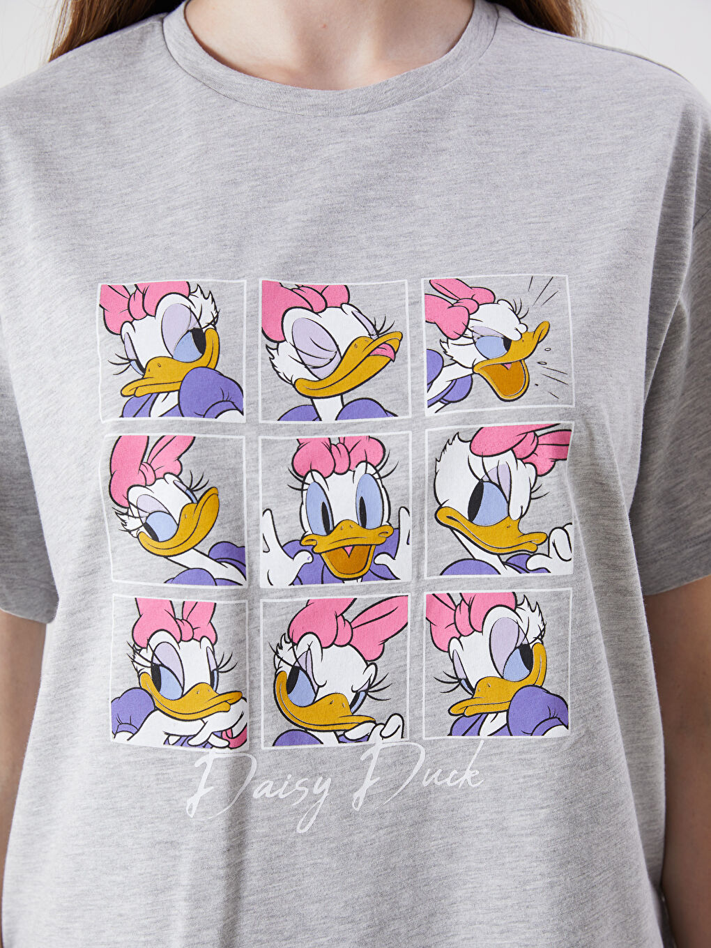 Crew Neck Daisy Duck Printed Women's T-Shirt-2