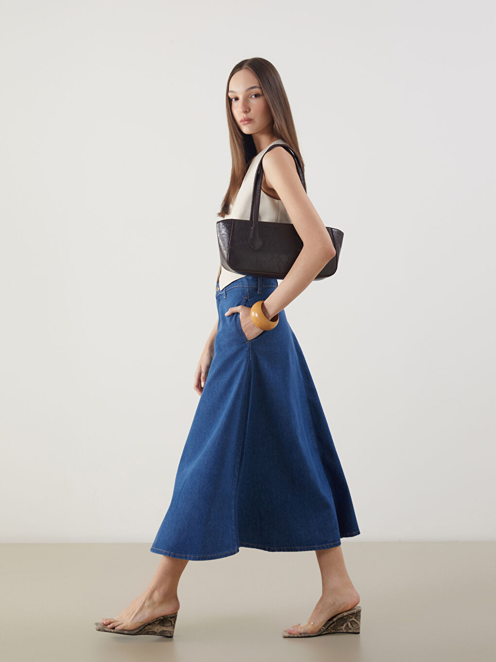 Standard Fit Women's Jean Skirt -S5J125Z8-507