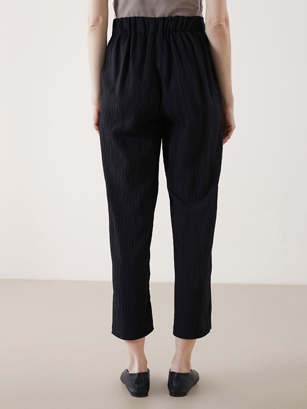Elastic Waist Textured Women's Trousers -S5J305Z8-CVL