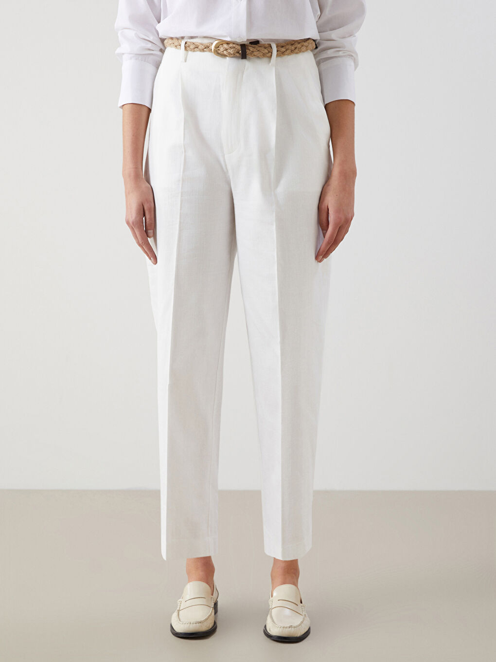 Belted High Waisted Carrot Fit Women's Trousers -S5J360Z8-R9J