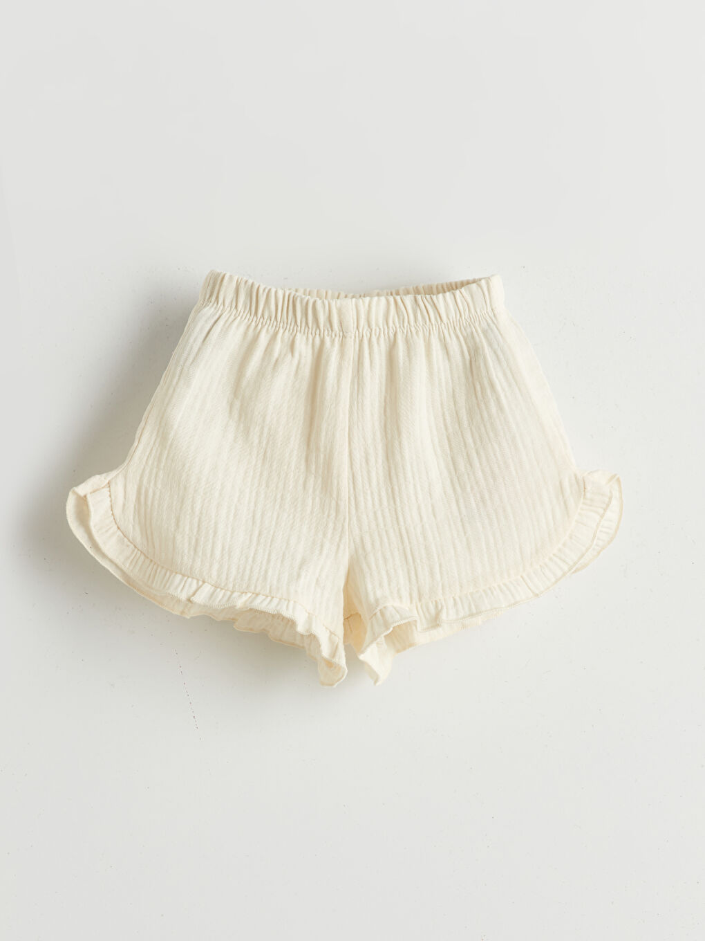 Bej Beli Lastikli Kız Bebek Şort