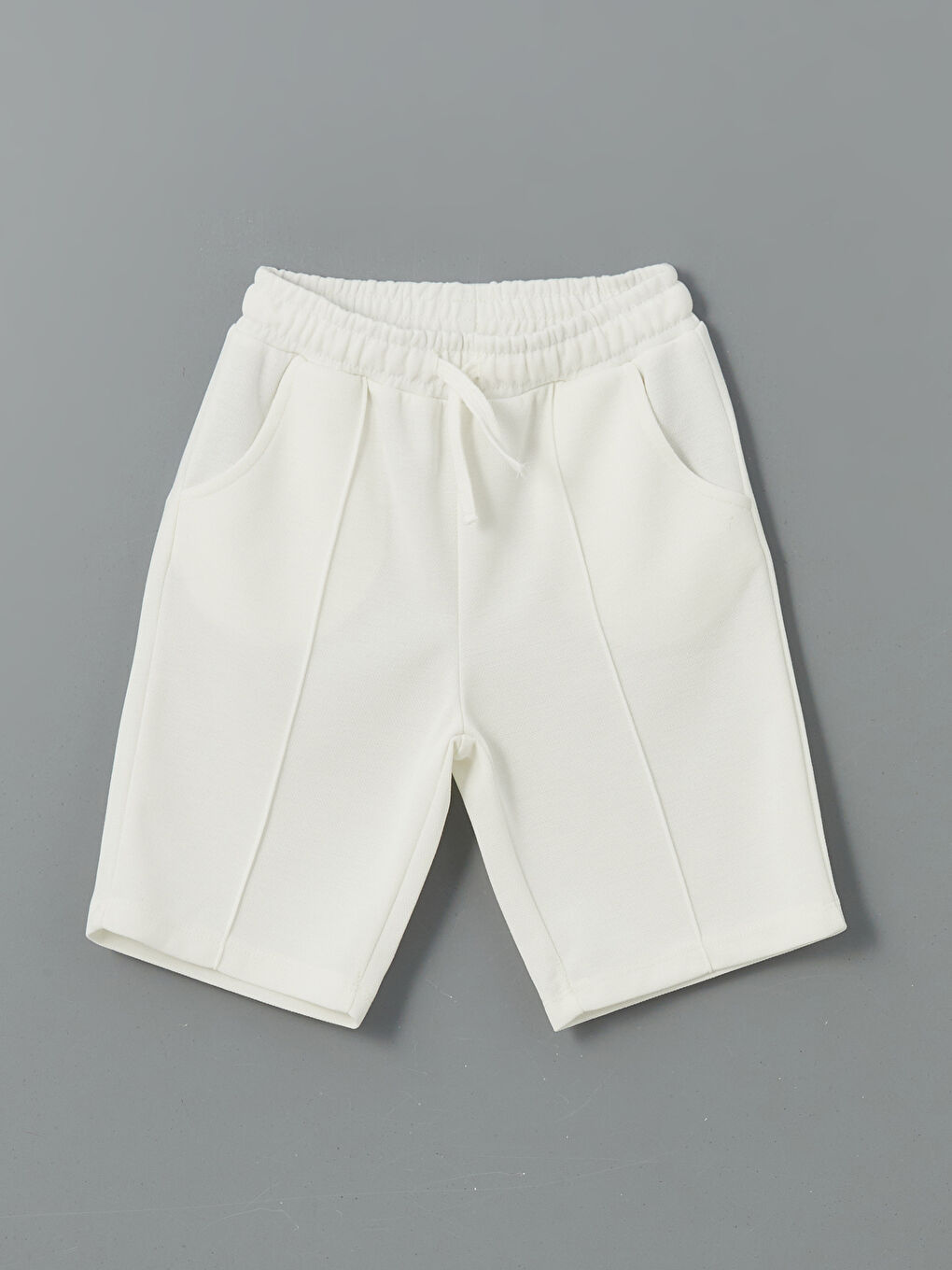 Bej Beli Lastikli Basic Erkek Çocuk Şort