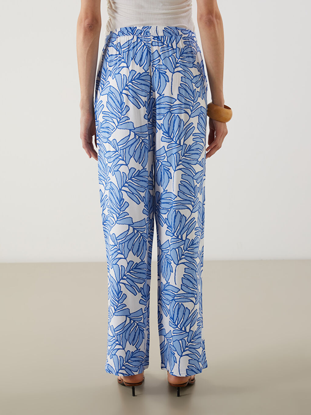 LCW Vision Elasticated Waist Floral Wide Leg Women's Trousers -S5J498Z8-LQN