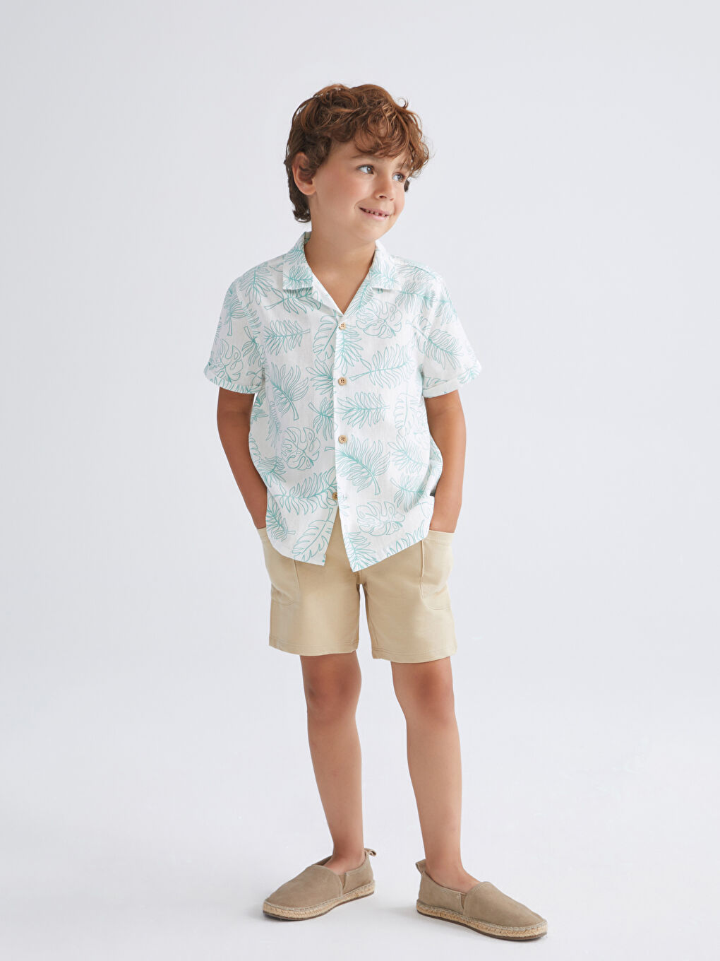 LCW Kids شۆرتی کەمەر لاستیکی بۆ کوڕان -S5J559Z1-FKU