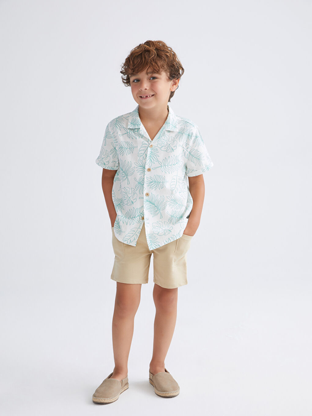 LCW Kids شۆرتی کەمەر لاستیکی بۆ کوڕان -S5J559Z1-FKU