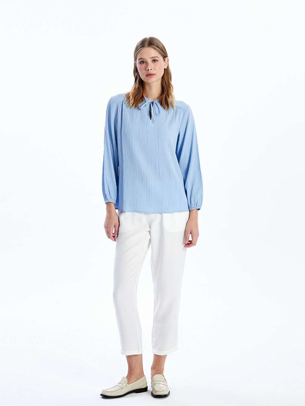 Mavi Bağlamalı Yaka Dokulu Bluz-1