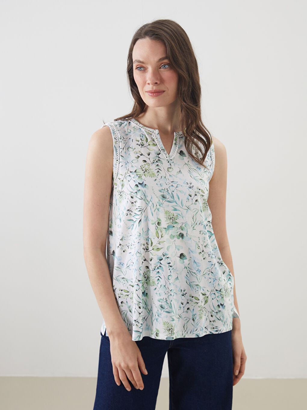 LCW Grace Notch Neck Floral Blouse -S5J623Z8-LU7