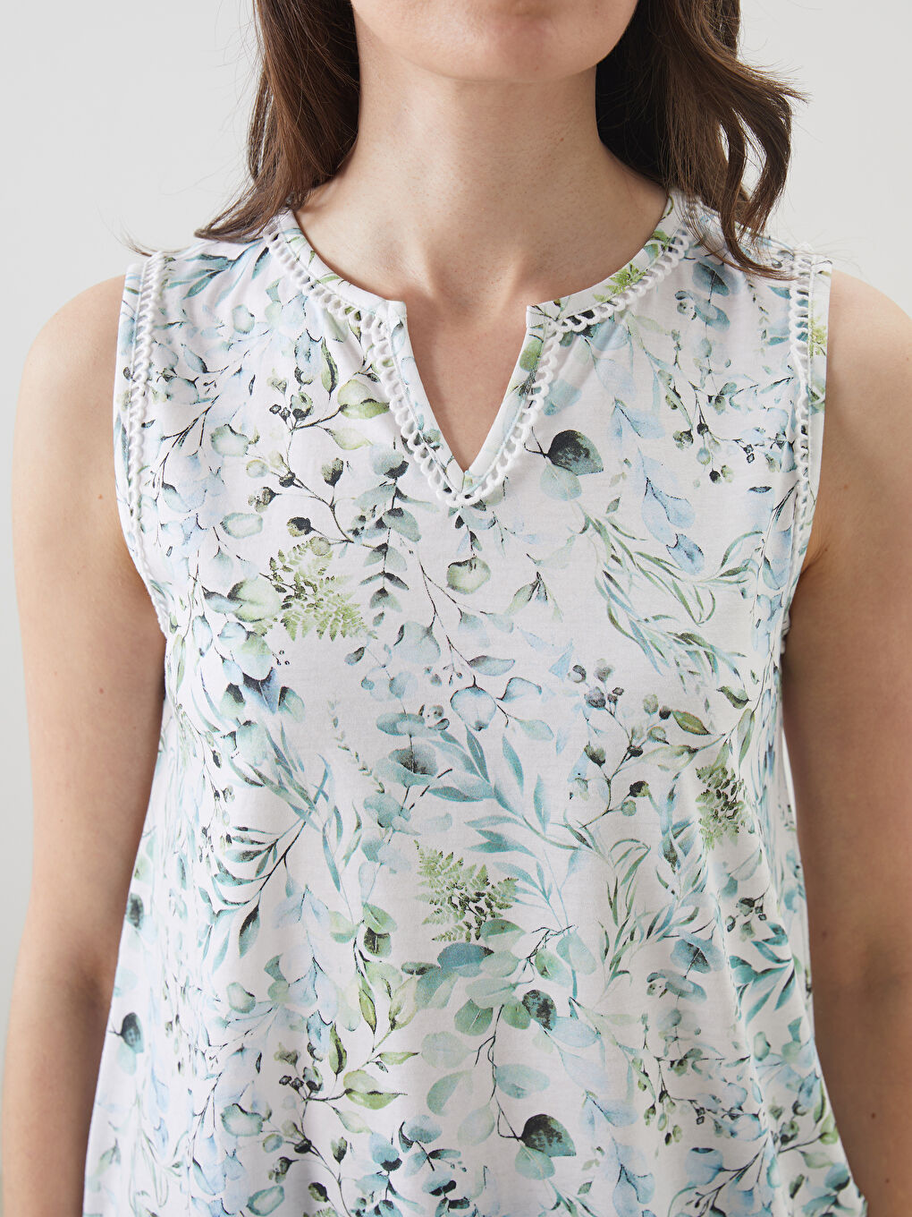 LCW Grace Notch Neck Floral Blouse -S5J623Z8-LU7