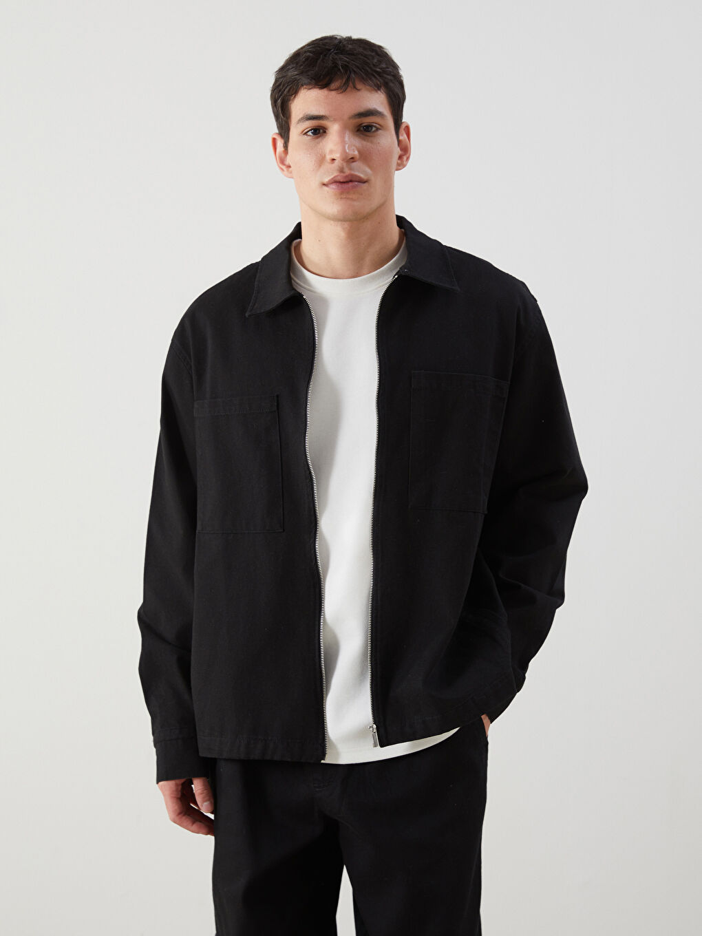 Siyah Rahat Kalıp Uzun Kollu Erkek Gömlek Ceket