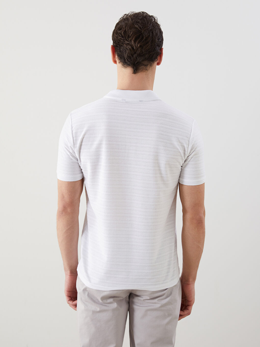 Beyaz Polo Yaka Kısa Kollu Erkek Tişört-3