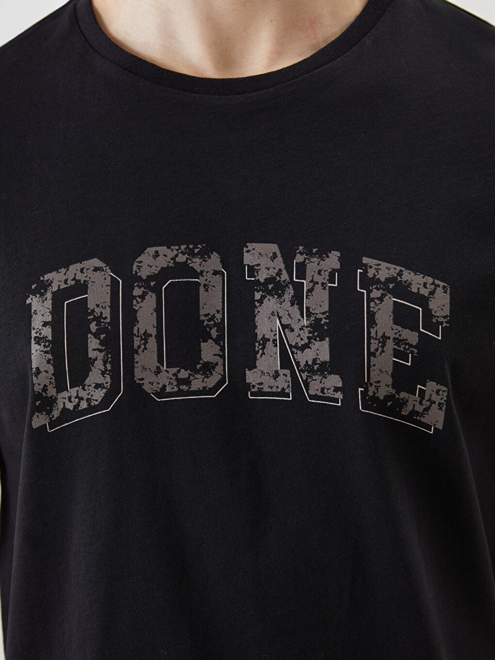 Siyah Bisiklet Yaka Baskılı Penye Erkek Tişört-2