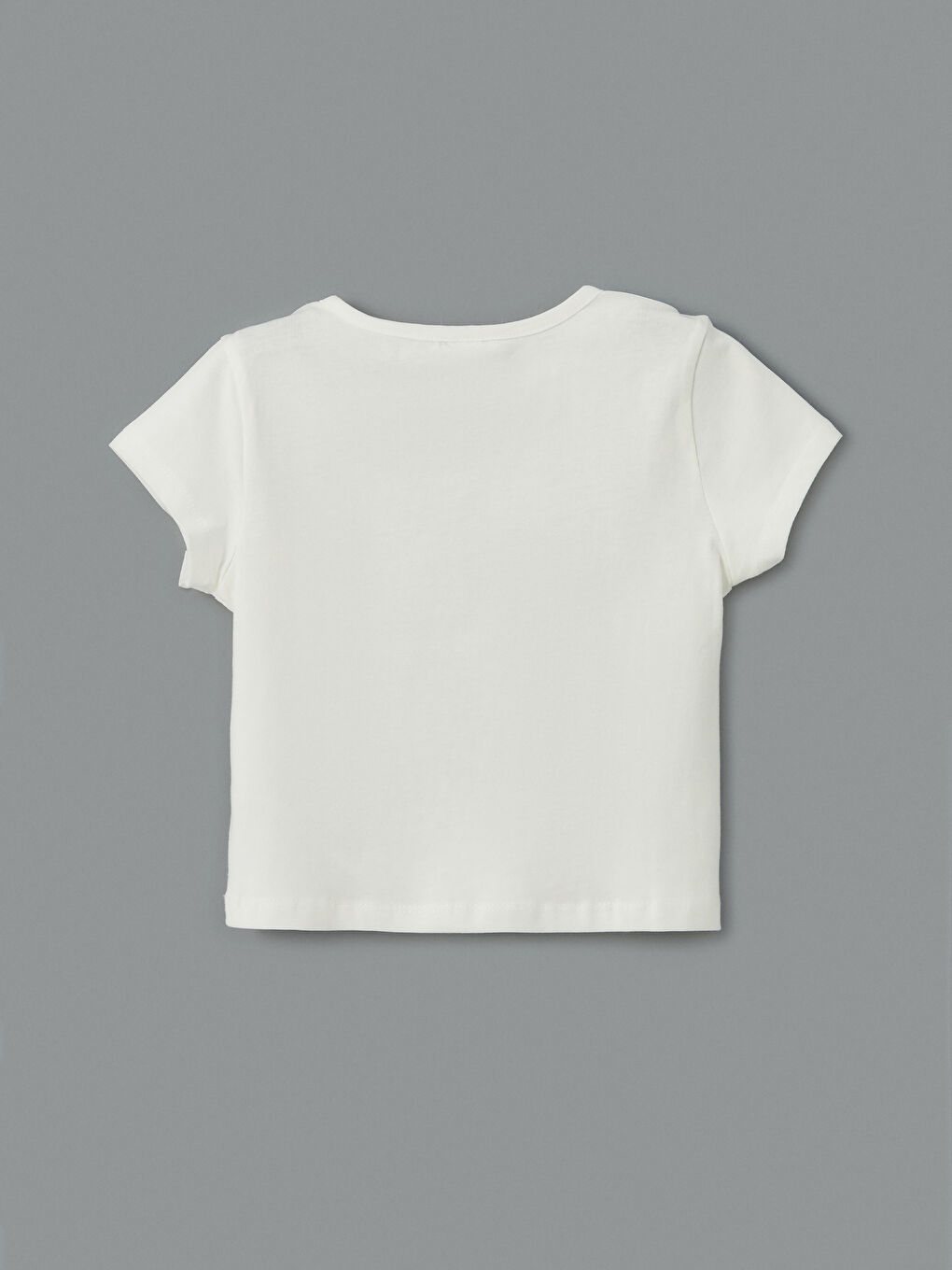 Beyaz Bisiklet Yaka Baskılı Kız Çocuk Tişört-1