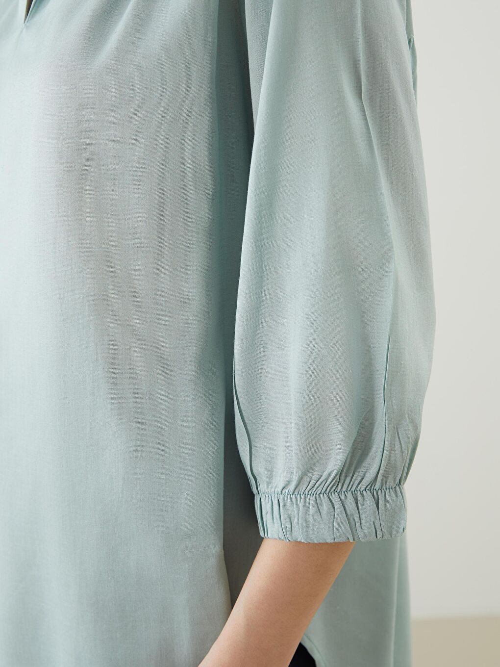 Blouse Froncée En Lin Mélangé À Encolure Crantée-2