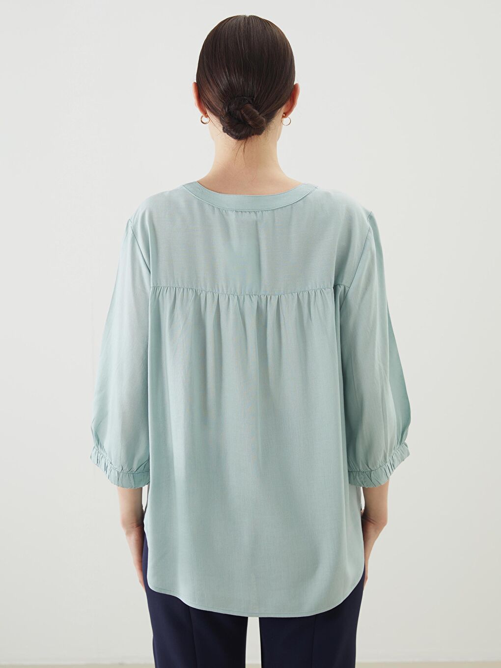 Blouse Froncée En Lin Mélangé À Encolure Crantée-3