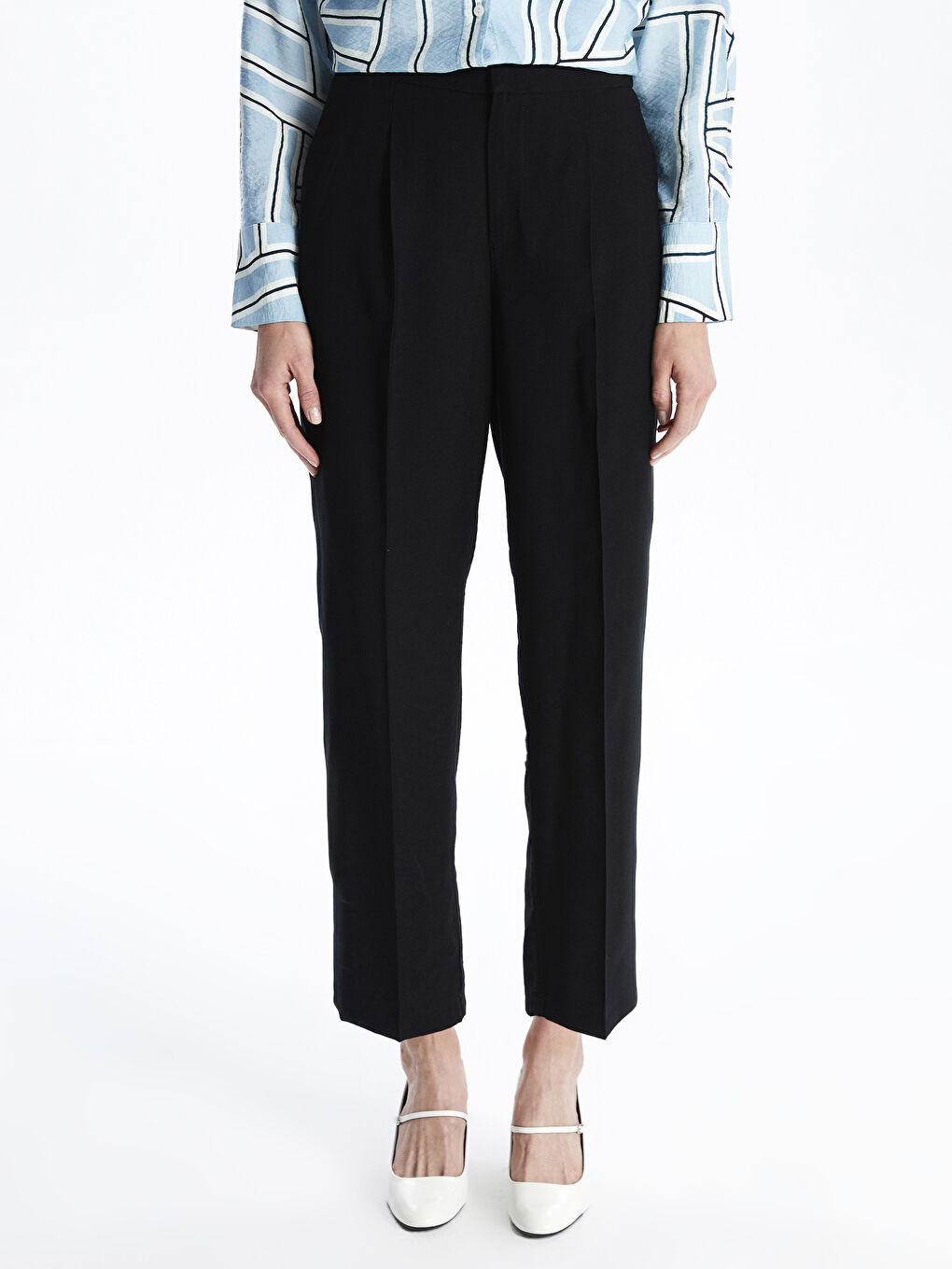 Siyah Beli Lastikli Loose Fit Kadın Pantolon-1