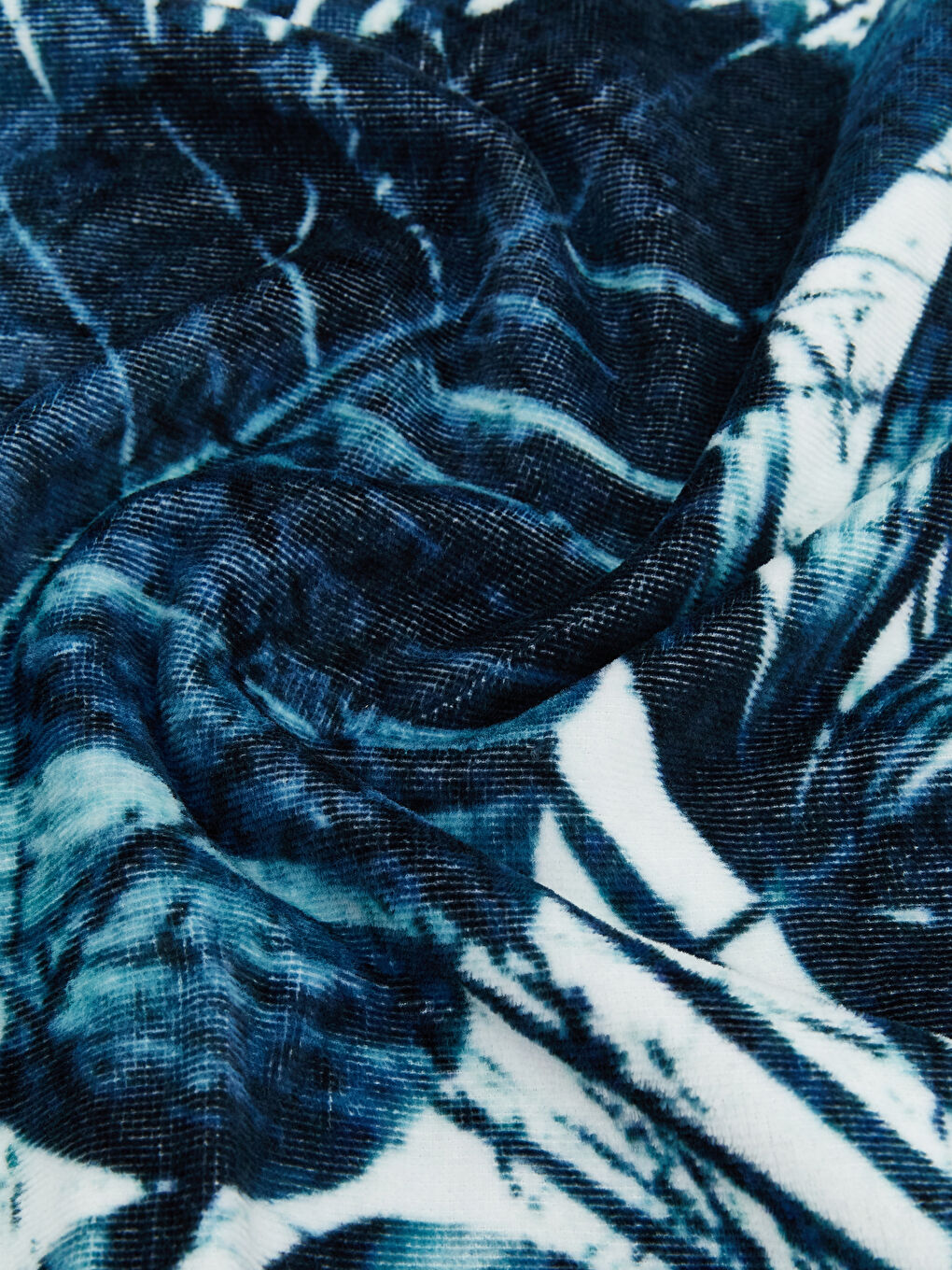 Yeşil Desenli Erkek Plaj Havlusu 70x150 cm-2