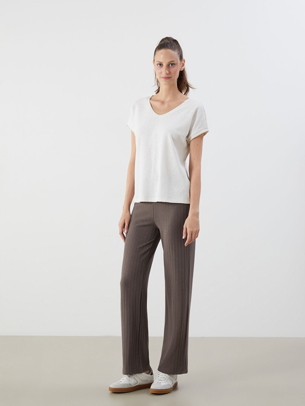 V-Neck Textured Women's T-Shirt -S5JD61Z8-R9J