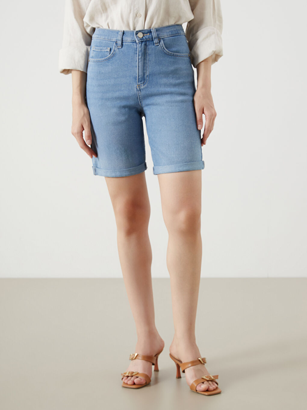 شورت جينز برمودا للسيدات-1