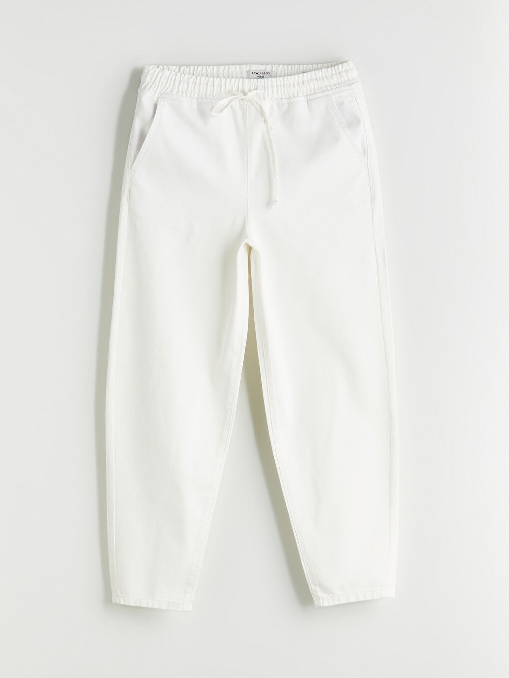 Beyaz Beli Lastikli Mom Fit Kadın Jean Pantolon-4