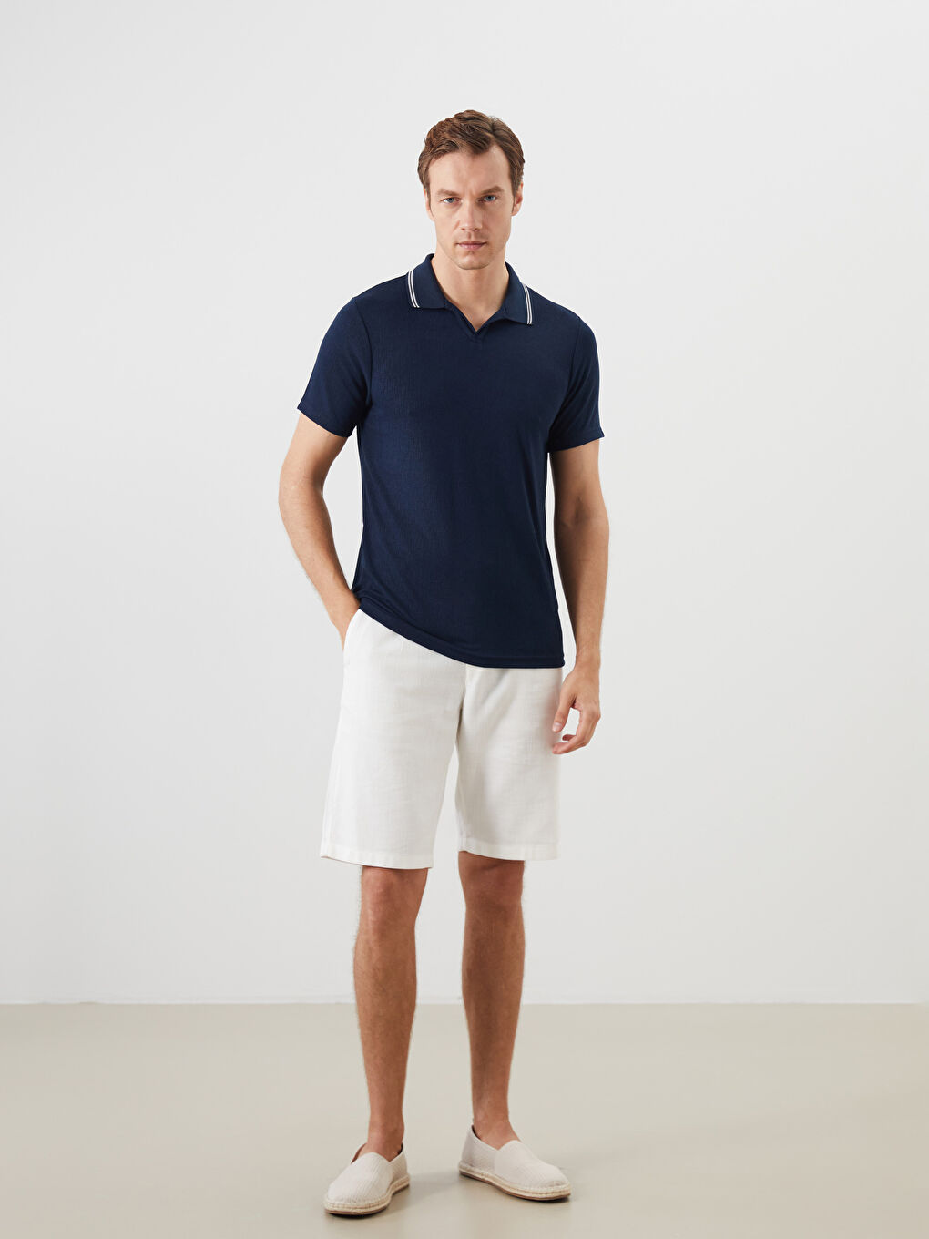 LCWAIKIKI Classic Men's Polo Neck T-Shirt -S5JF98Z8-DWP