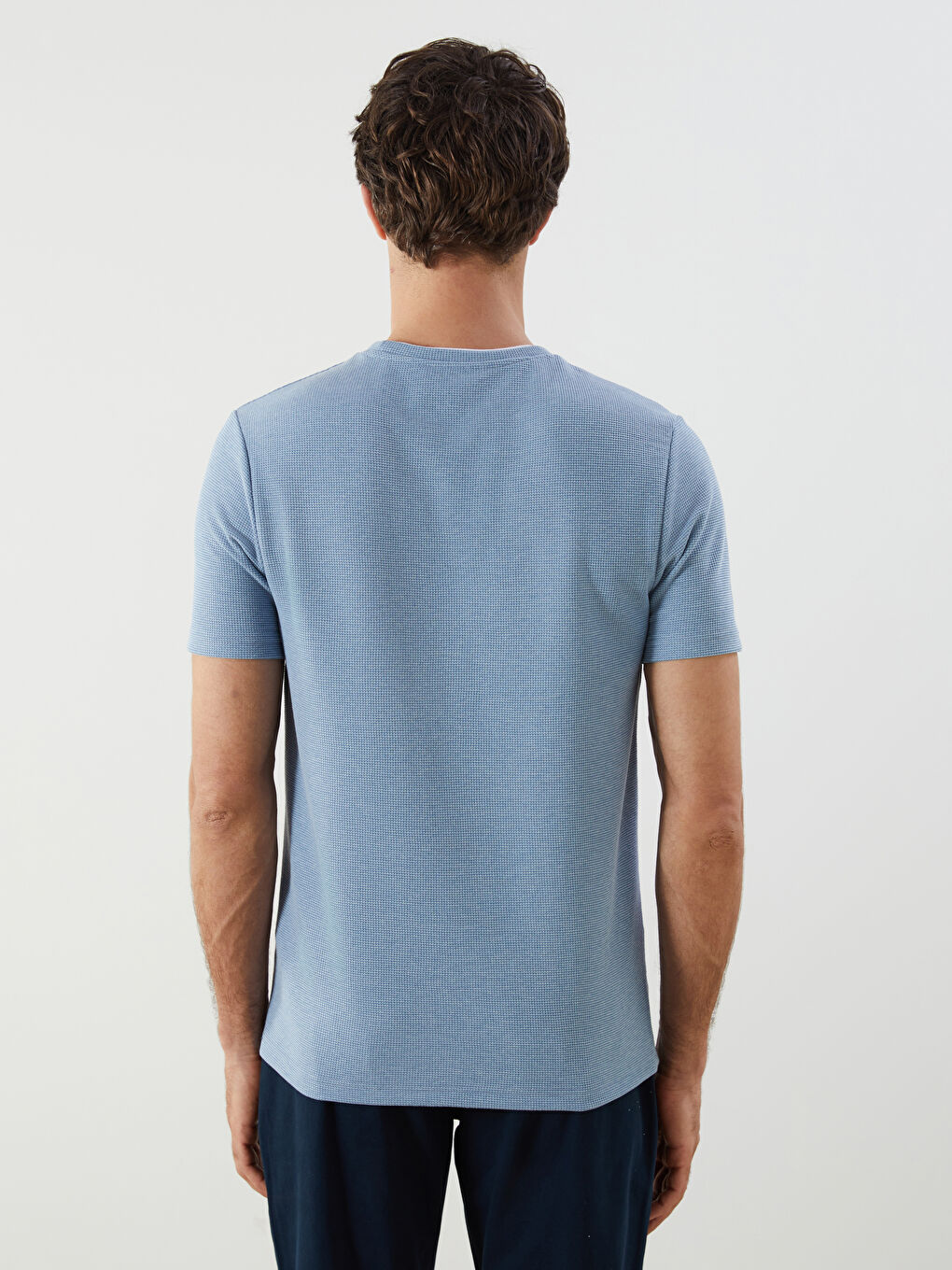 LCWAIKIKI Classic Crew Neck Plain Men's T-Shirt -S5JF99Z8-EVJ
