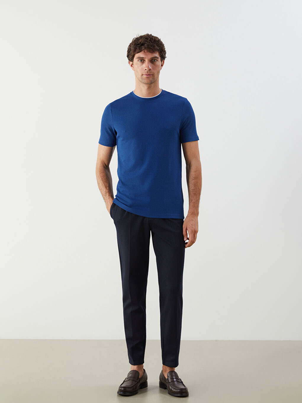 LCWAIKIKI Classic Crew Neck Plain Men's T-Shirt -S5JF99Z8-HEU