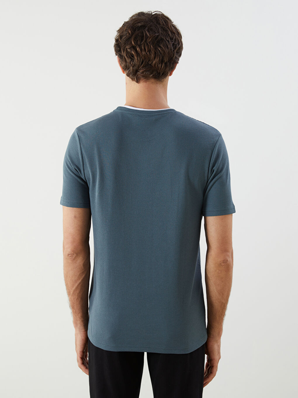 LCWAIKIKI Classic Crew Neck Plain Men's T-Shirt -S5JF99Z8-HQ0