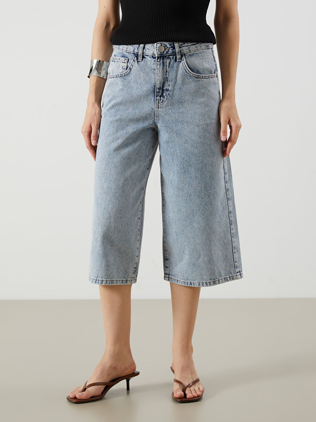 İndigo Standart Fit Kadın Jean Kapri-1