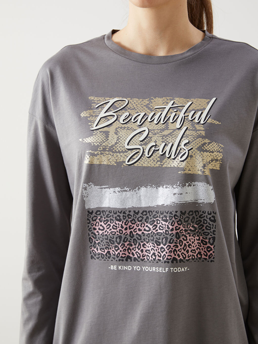 Gri Bisiklet Yaka Baskılı Kadın Tunik-2