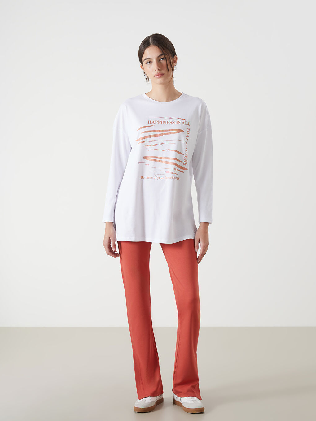 Beyaz Bisiklet Yaka Baskılı Kadın Tunik-1