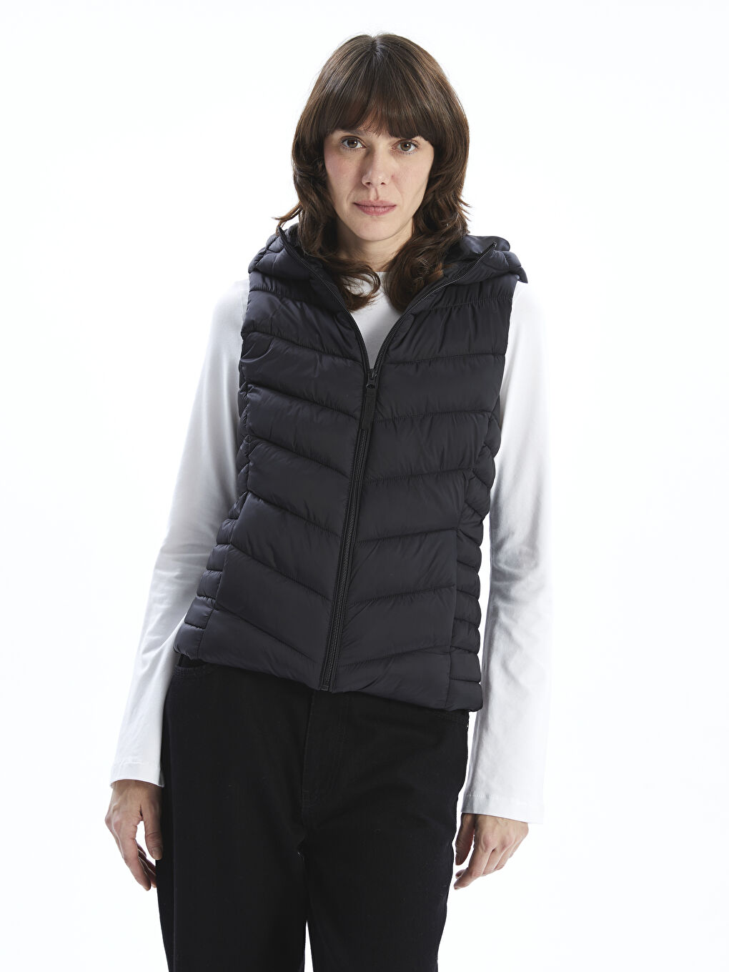 LCWAIKIKI Classic Hooded Women's Puffer Gilet -W50792Z8-CVL